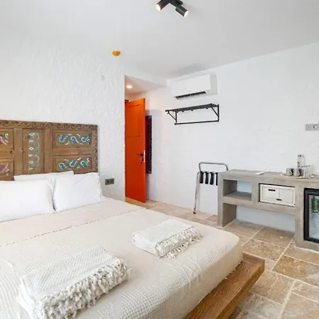 Papavero Alaçatı Hotel 3*